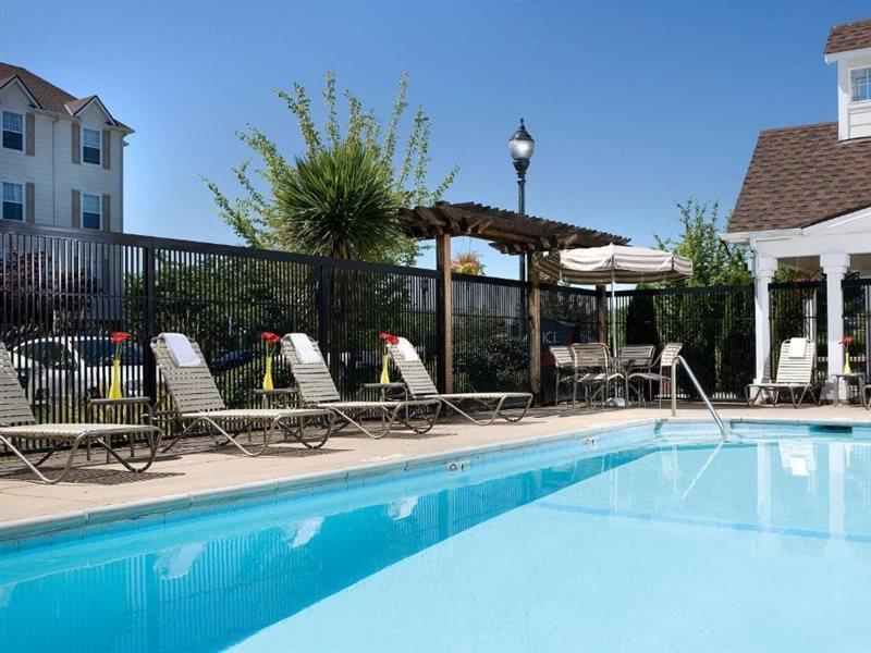 Sonesta Simply Suites Seattle Renton Exterior photo