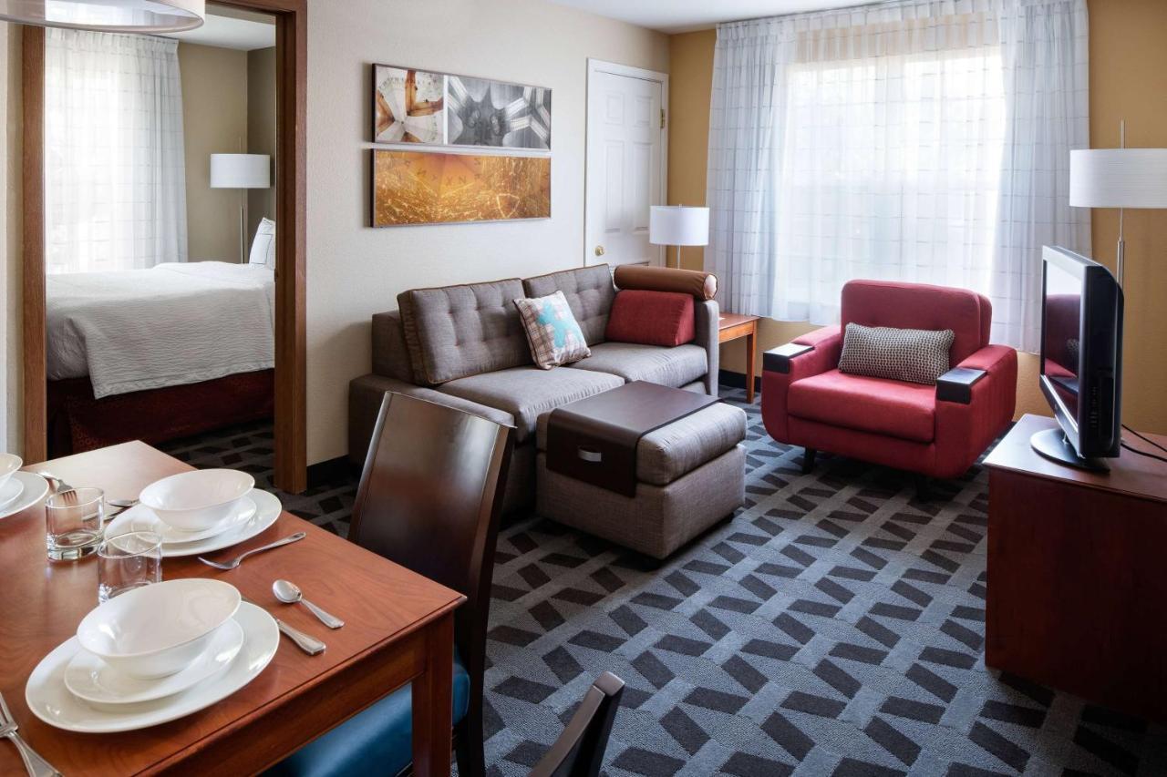 Sonesta Simply Suites Seattle Renton Exterior photo