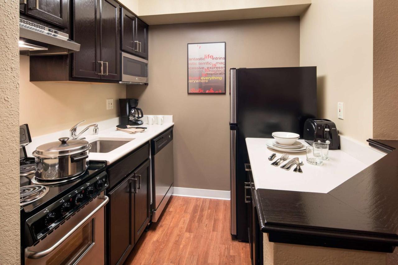 Sonesta Simply Suites Seattle Renton Exterior photo